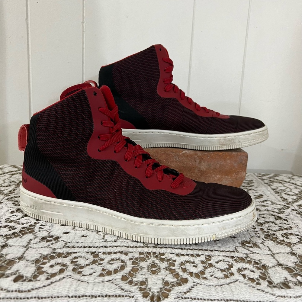 Nike Air NSW Pro Stepper Basketball Gym Shoes Red Black Hi Top Athletic size 8